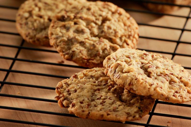 Farmland Flax Cookies with Rolled Oats