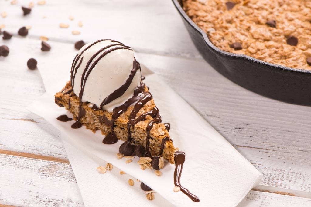 Oatmeal Chocolate Chip Skillet Cookie