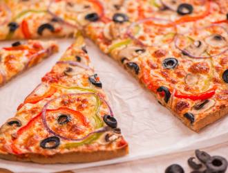 Pizza with Gluten-Free Oat Crust